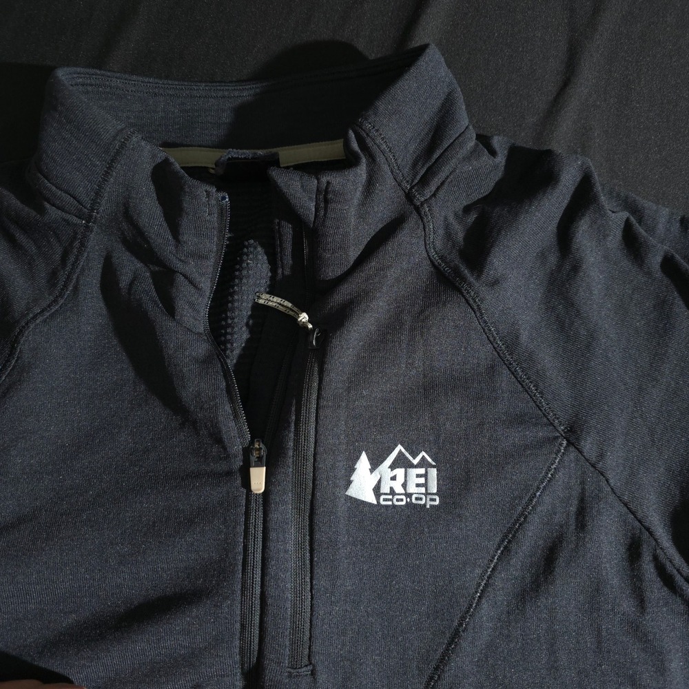 REI Co-op Pullover Womens Medium Black Quarter Zip Thumbhole Active Hiking Top - Picture 5 of 10